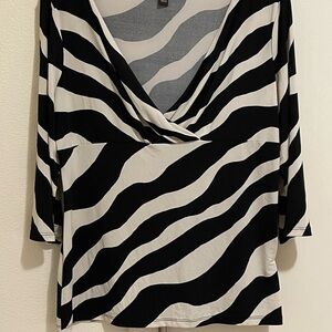Dana Buchman Black and Off White Zebra Print Top size L